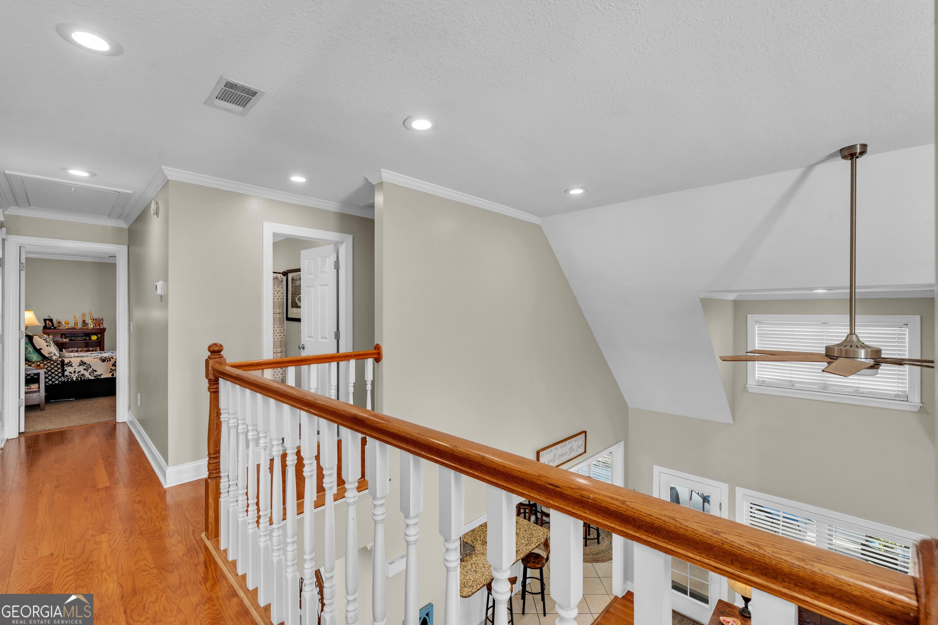 208 Hedge Row Property Photo 28