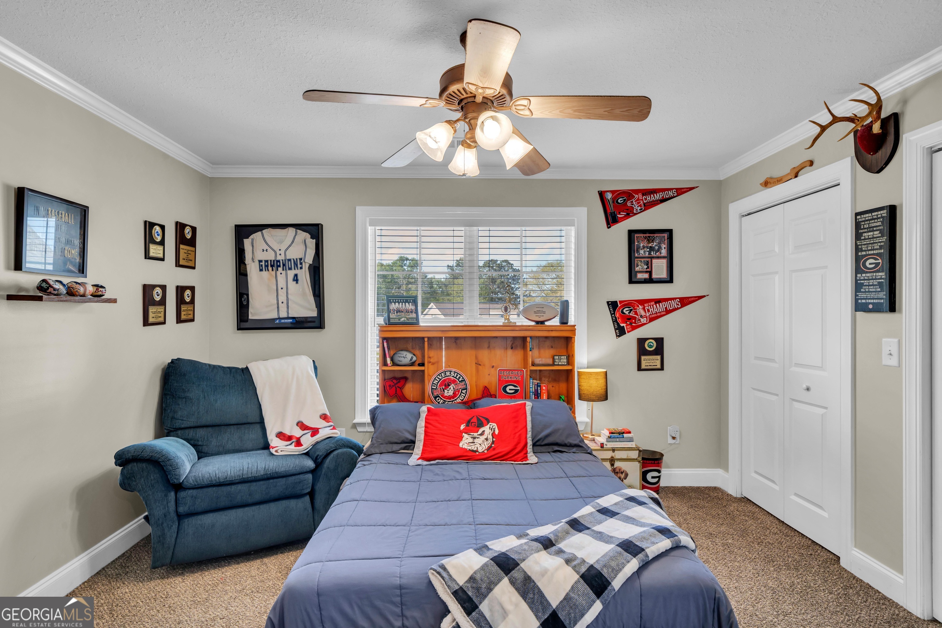 208 Hedge Row Property Photo 29