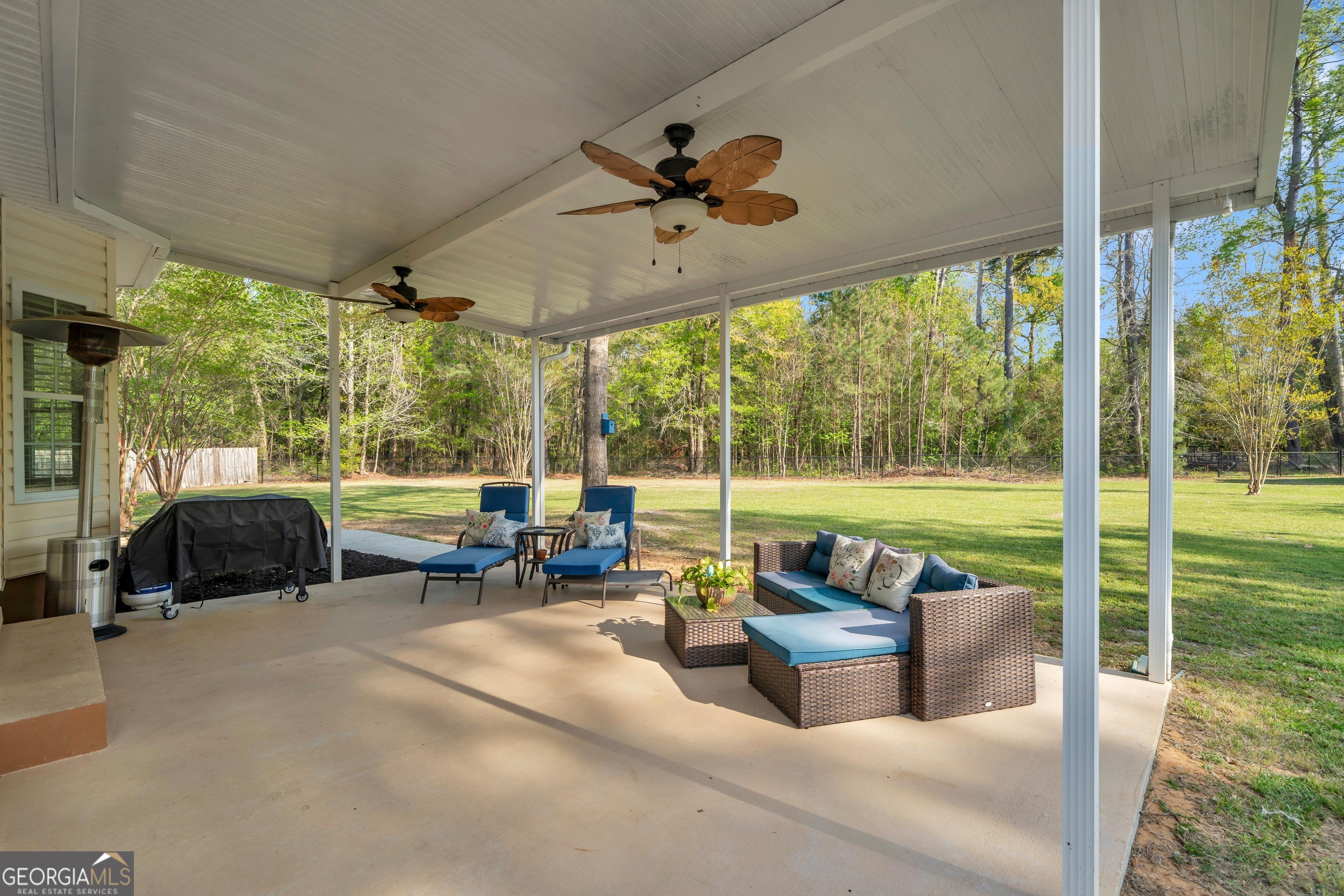 208 Hedge Row Property Photo 39