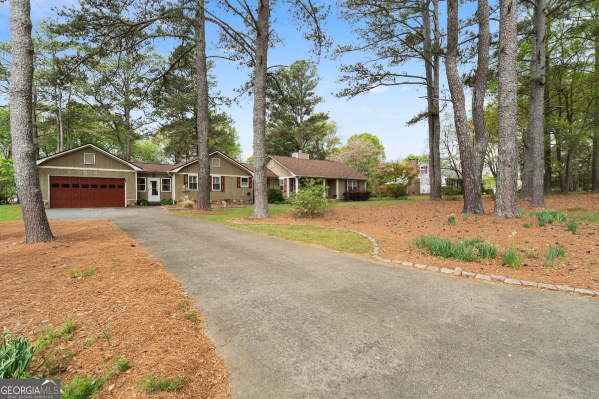 140 Plymouth Drive Property Photo 1