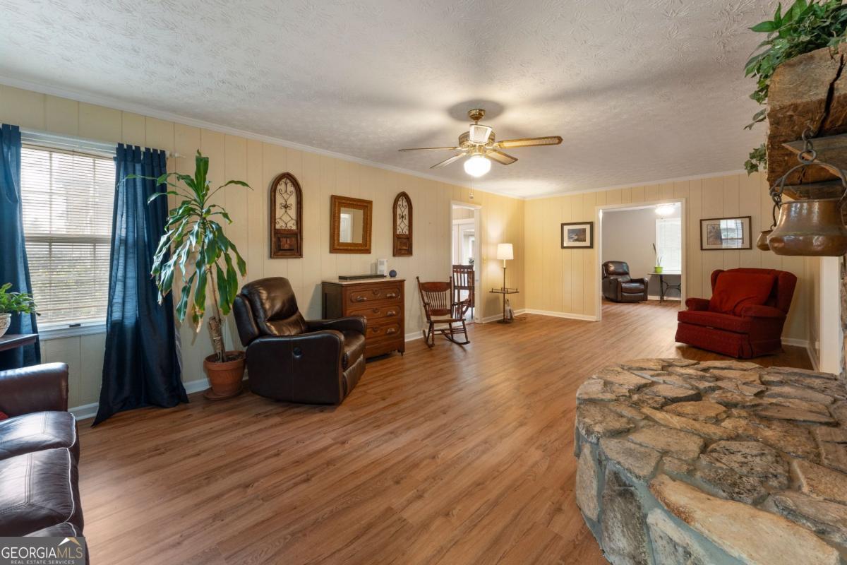 140 Plymouth Drive Property Photo 11
