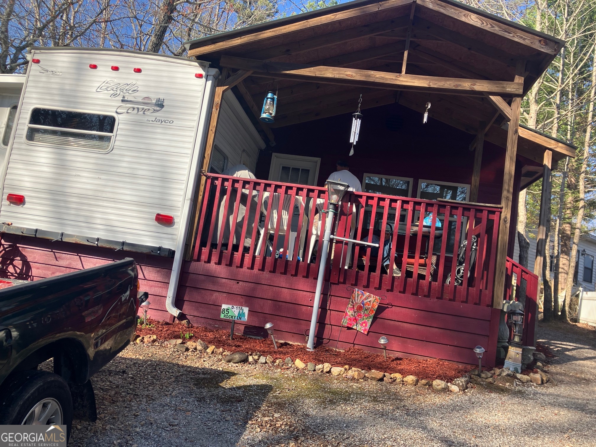 85 Rocky Lane
