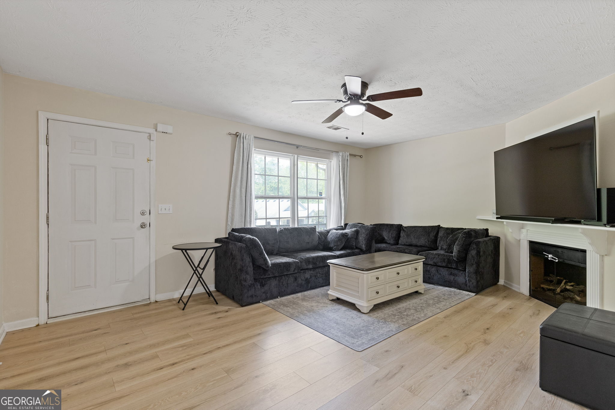 1450 Steam Engine Way Ne Property Photo 6