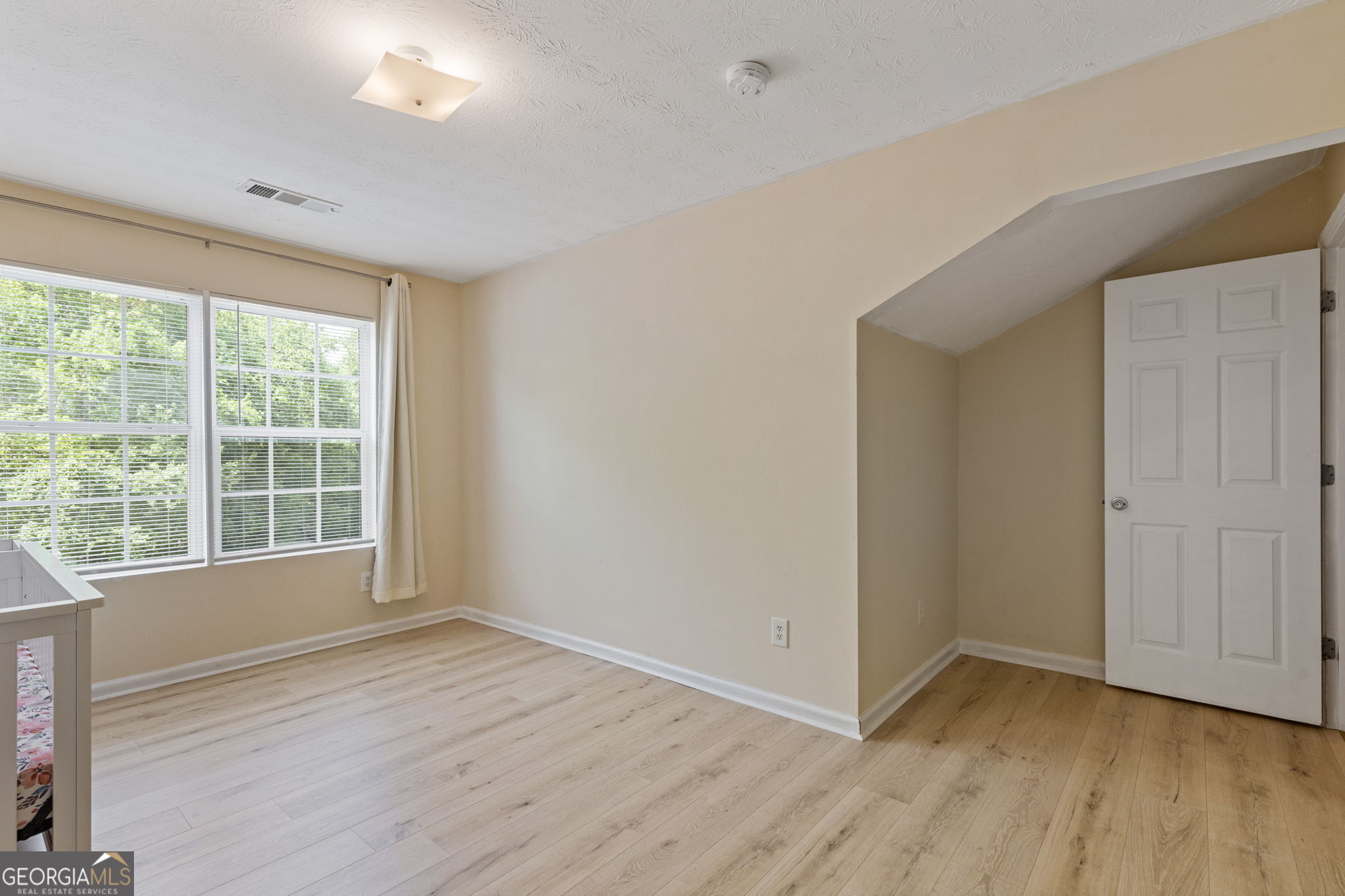 1450 Steam Engine Way Ne Property Photo 18