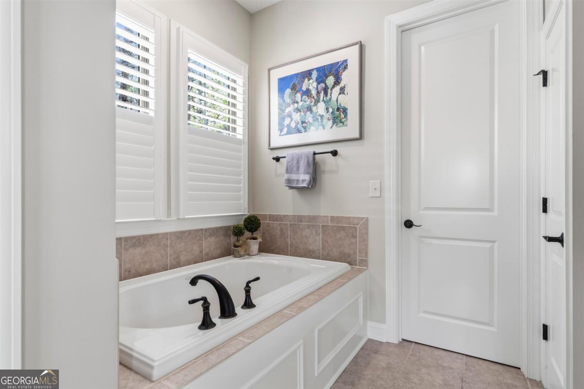 1051 Portside Court Property Photo 35