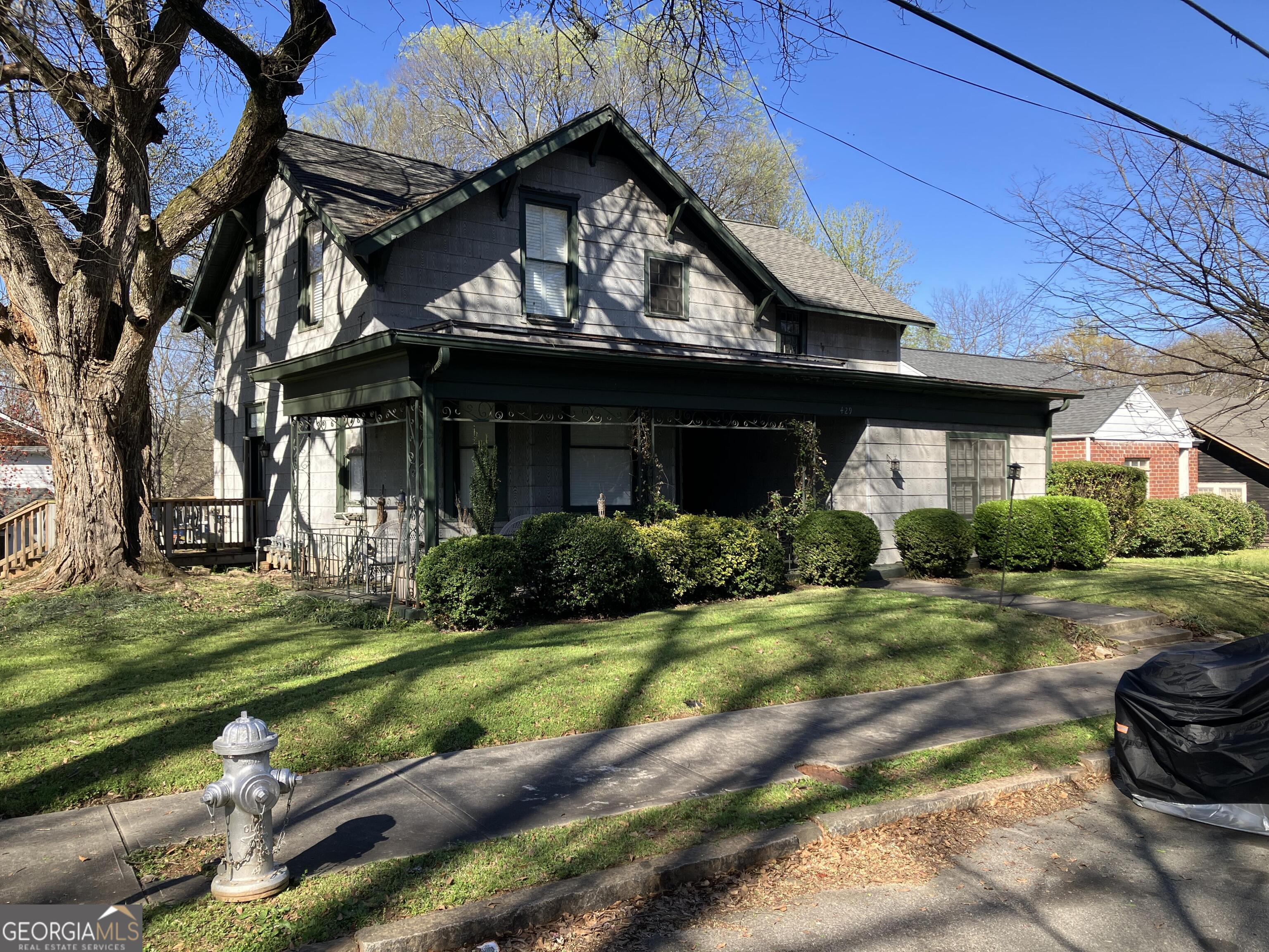 429 Calhoun Street NW