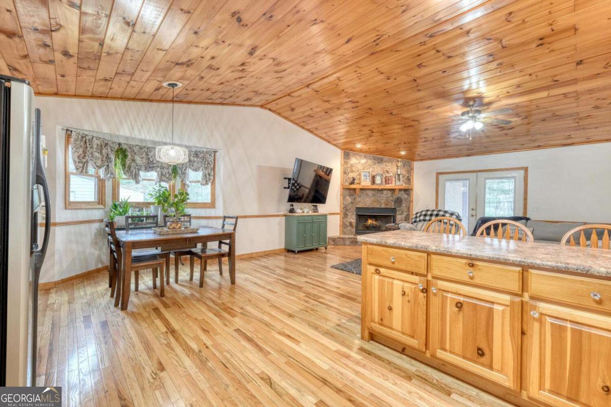694 Hilltop Road Property Photo 17