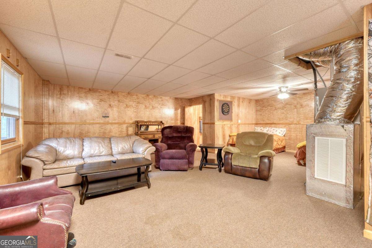 694 Hilltop Road Property Photo 33
