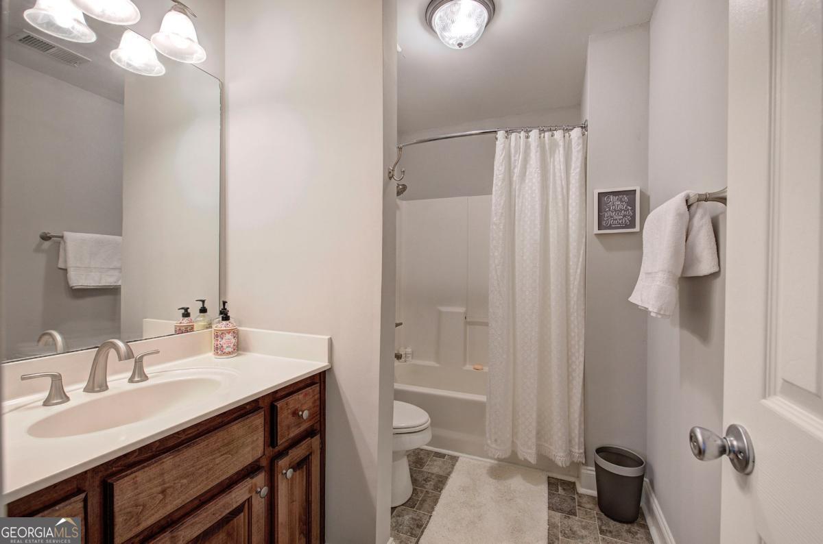 618 Manor Way Property Photo 22