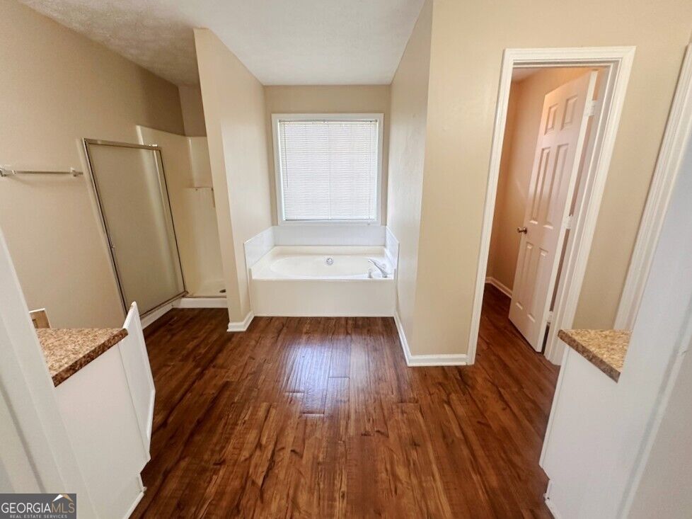 8036 Harmony Lakes Drive Property Photo 16