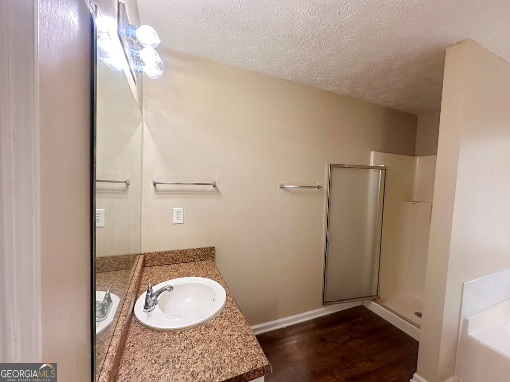 8036 Harmony Lakes Drive Property Photo 18