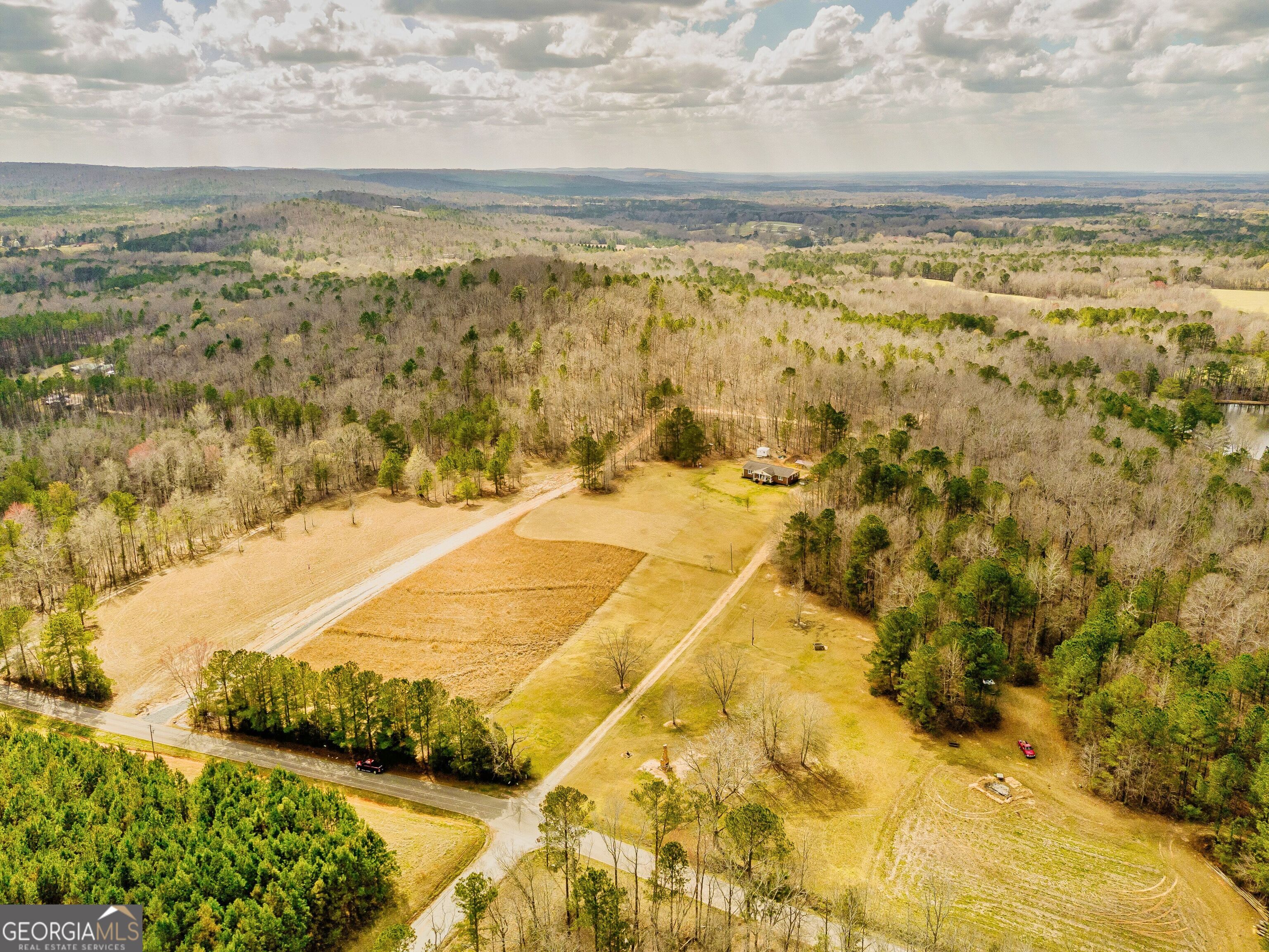 2943 Weems Road Property Photo 5