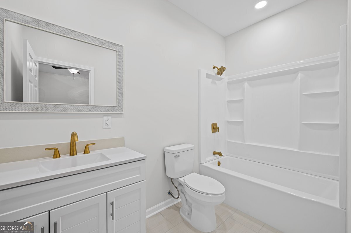 186 Salem Drive Property Photo 28
