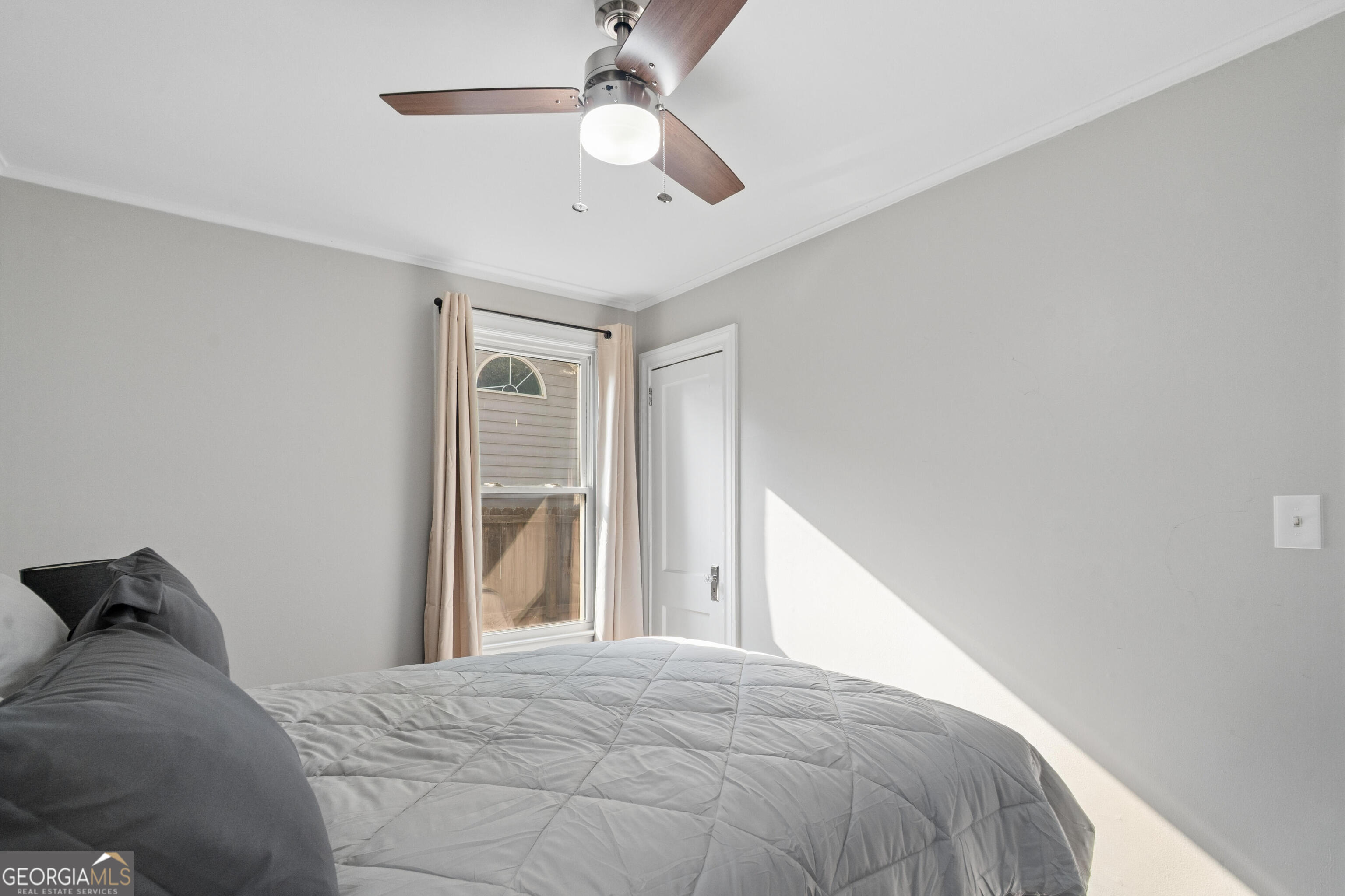 1215 Lyndale Drive Se Property Photo 15