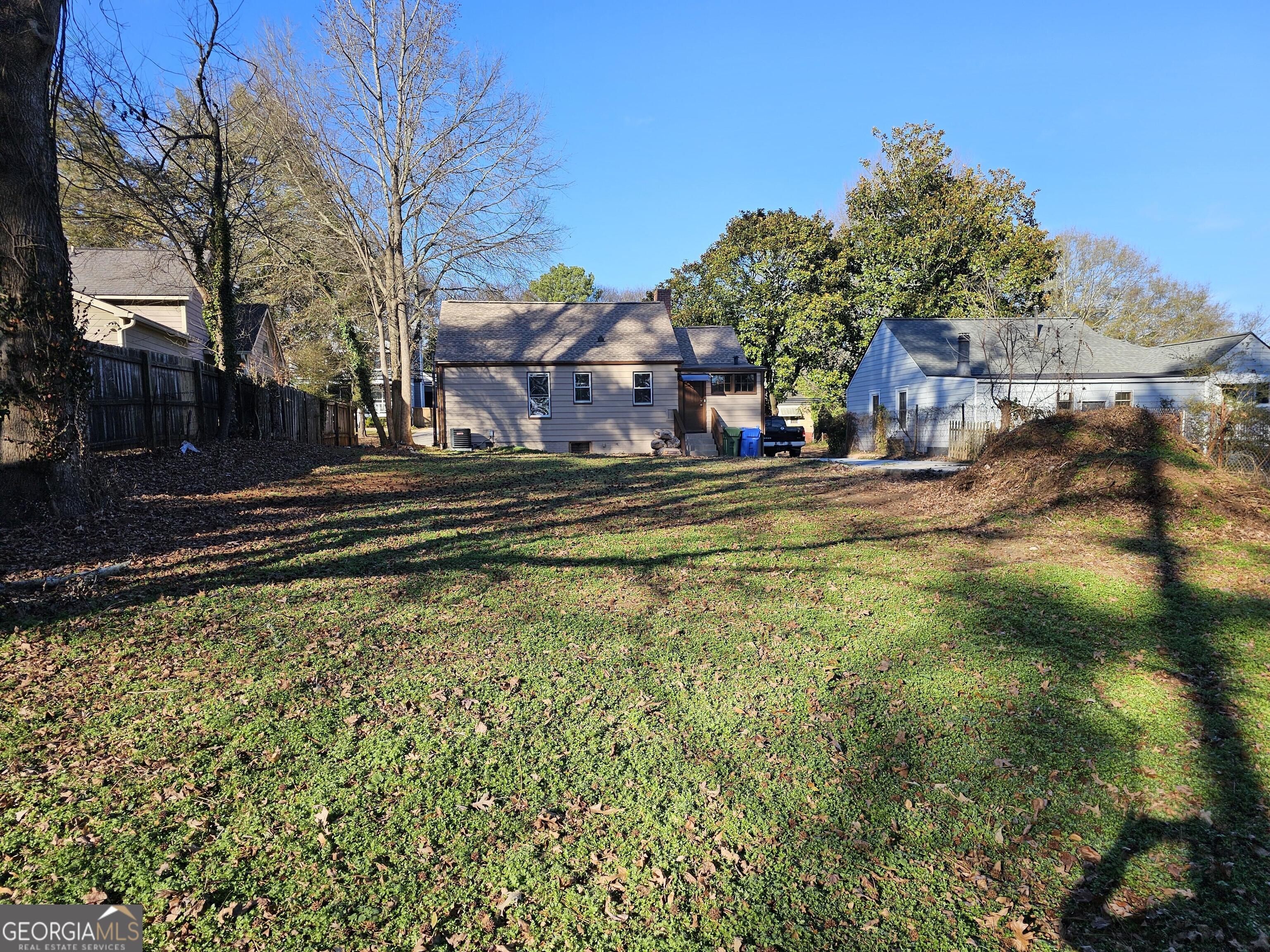 1215 Lyndale Drive Se Property Photo 25