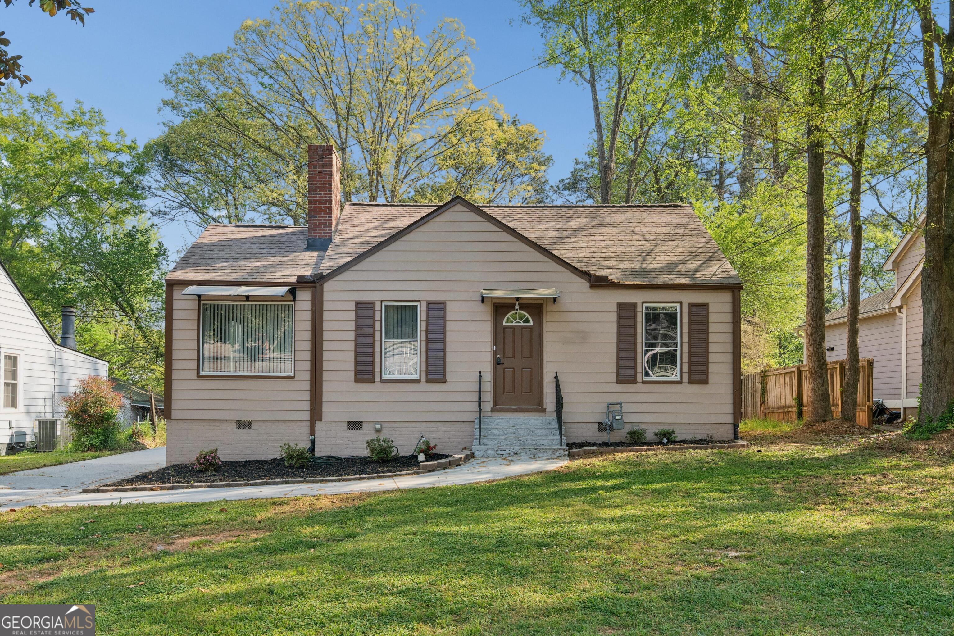 1215 Lyndale Drive Se Property Photo 26