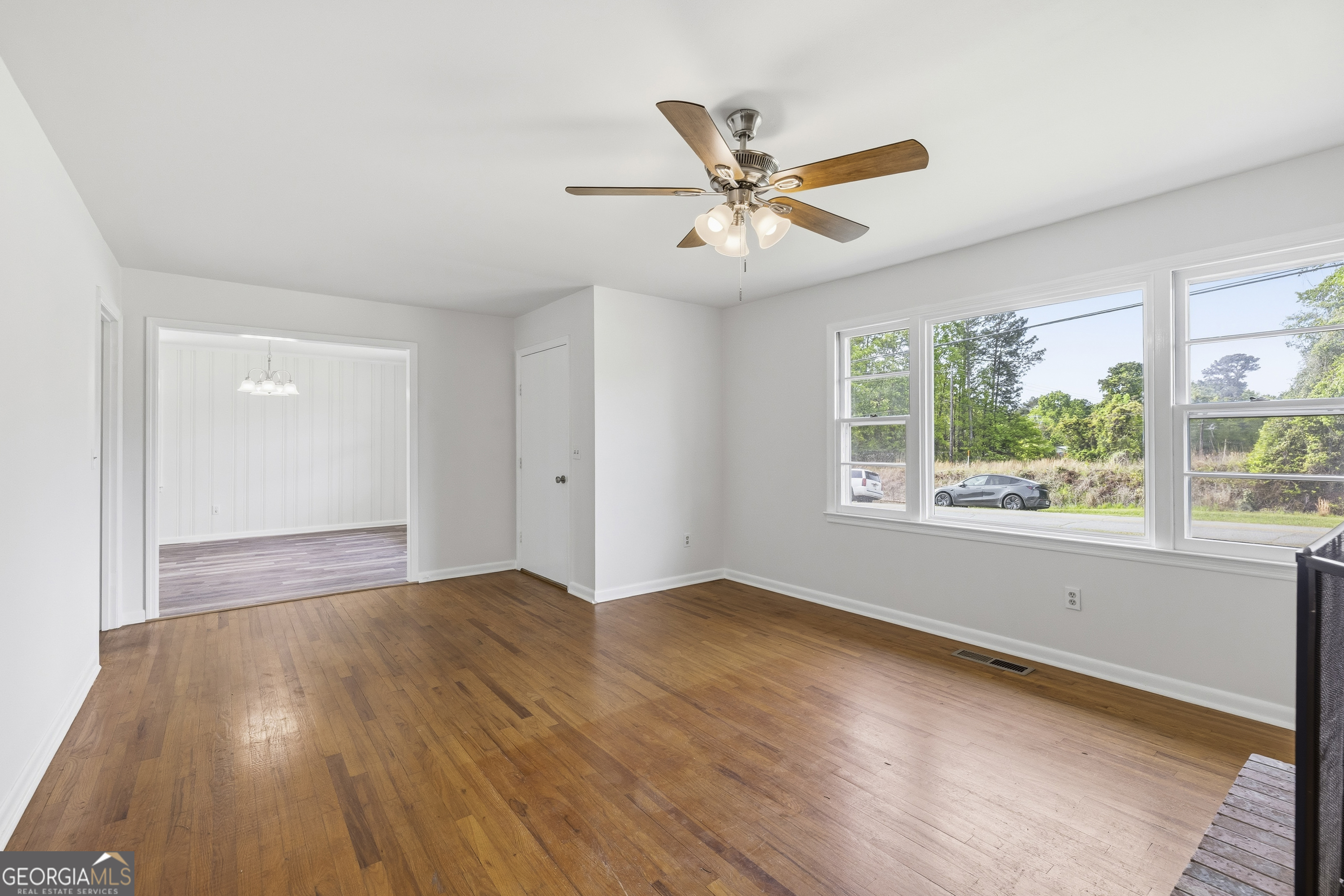 93 Carlton Avenue Property Photo 11