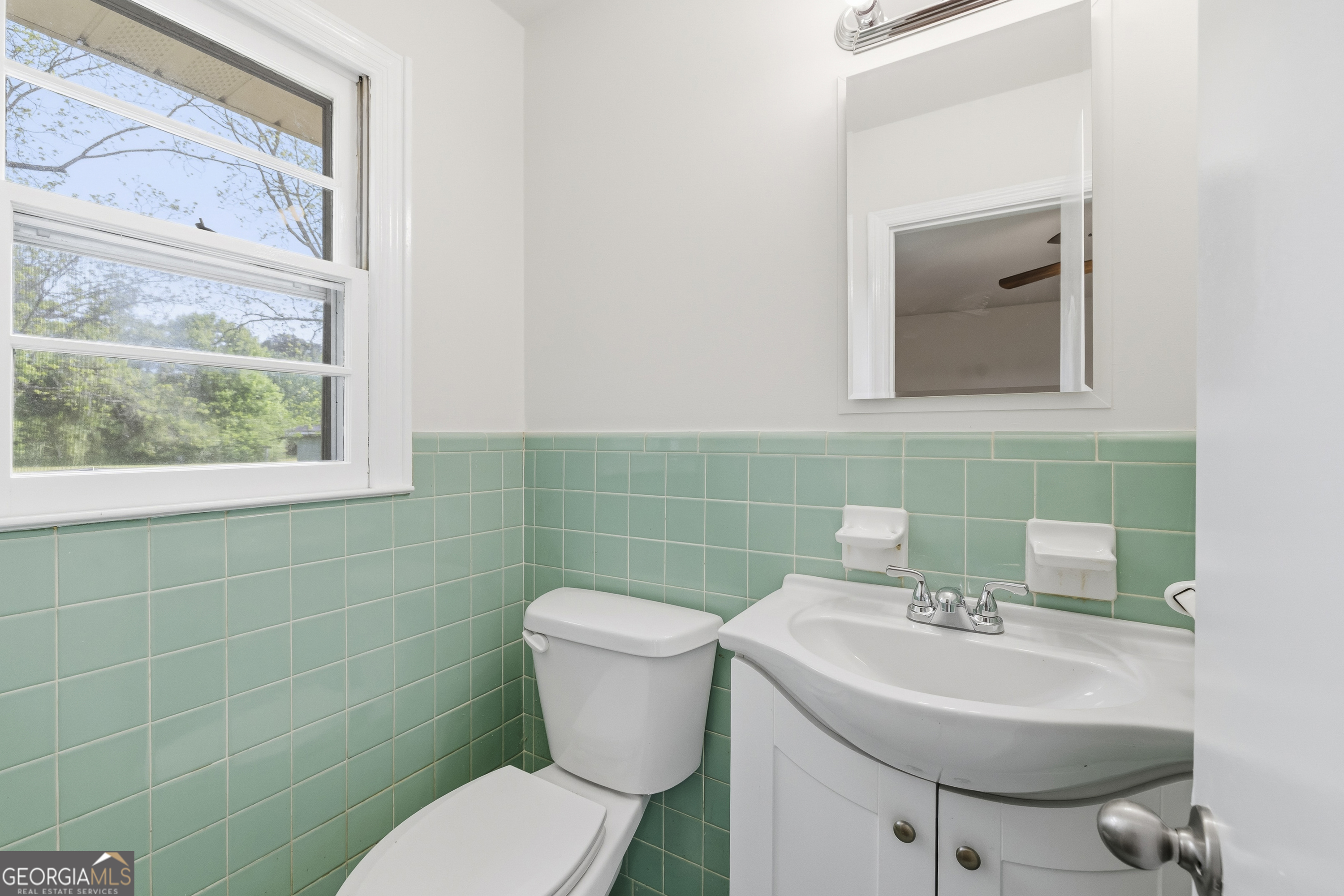 93 Carlton Avenue Property Photo 31