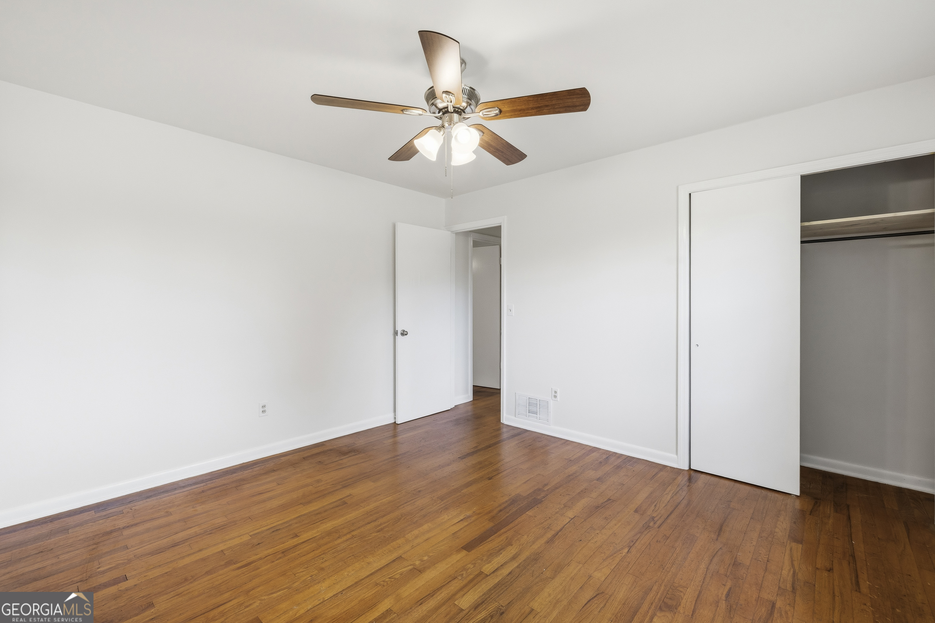 93 Carlton Avenue Property Photo 33