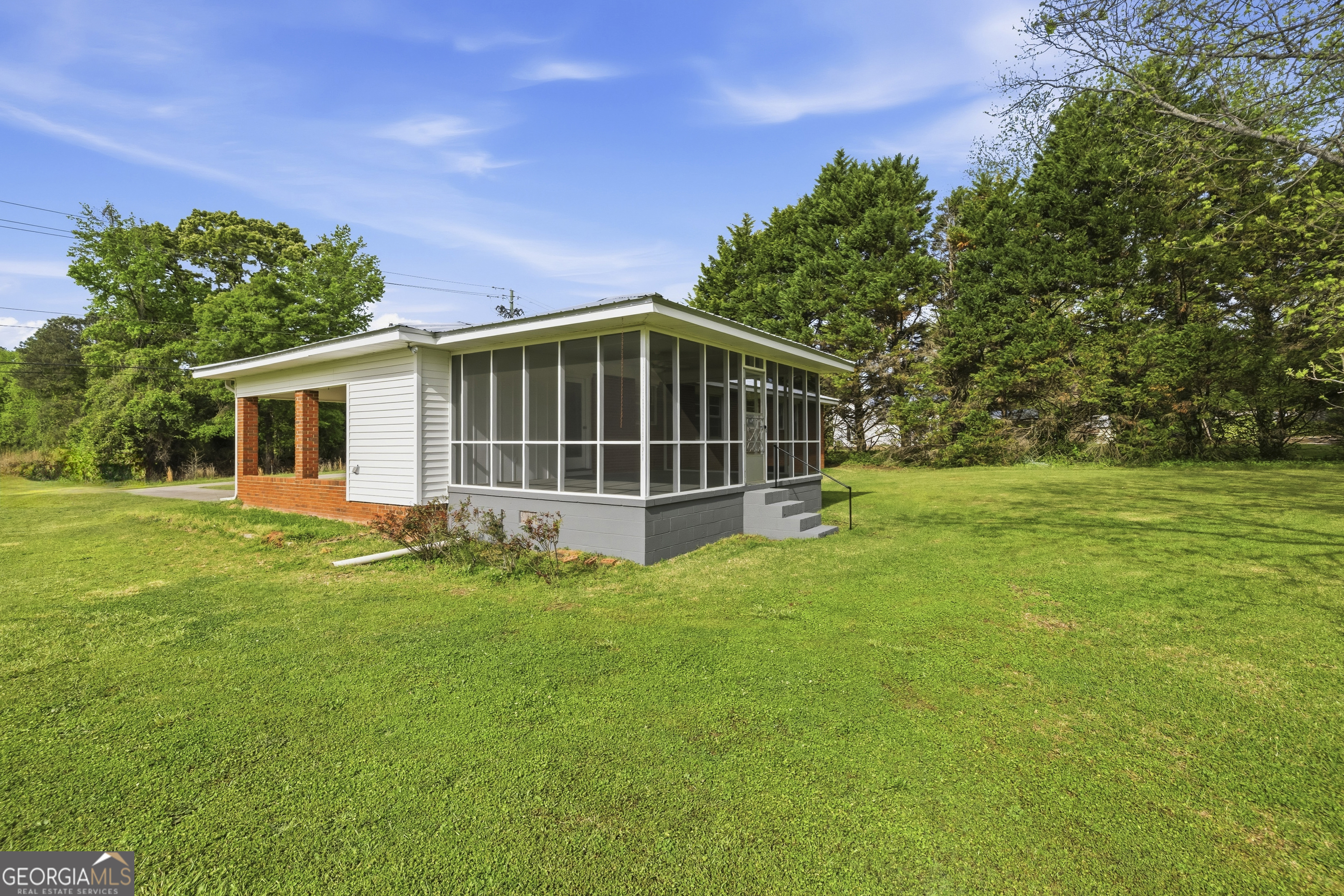 93 Carlton Avenue Property Photo 36