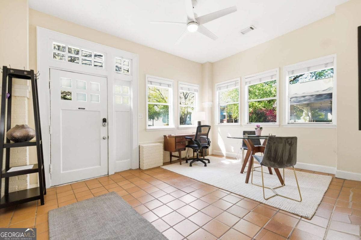 356 5th Street Ne Property Photo 4