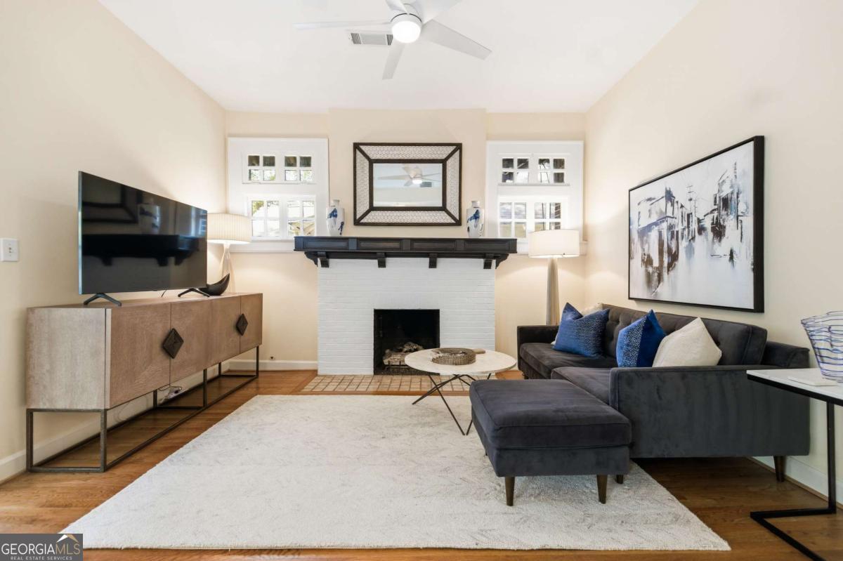 356 5th Street Ne Property Photo 8