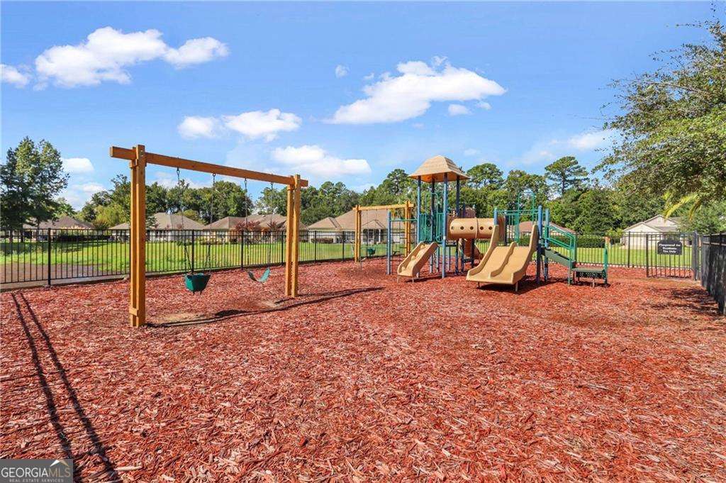 23 Clover Mill Point Property Photo 6