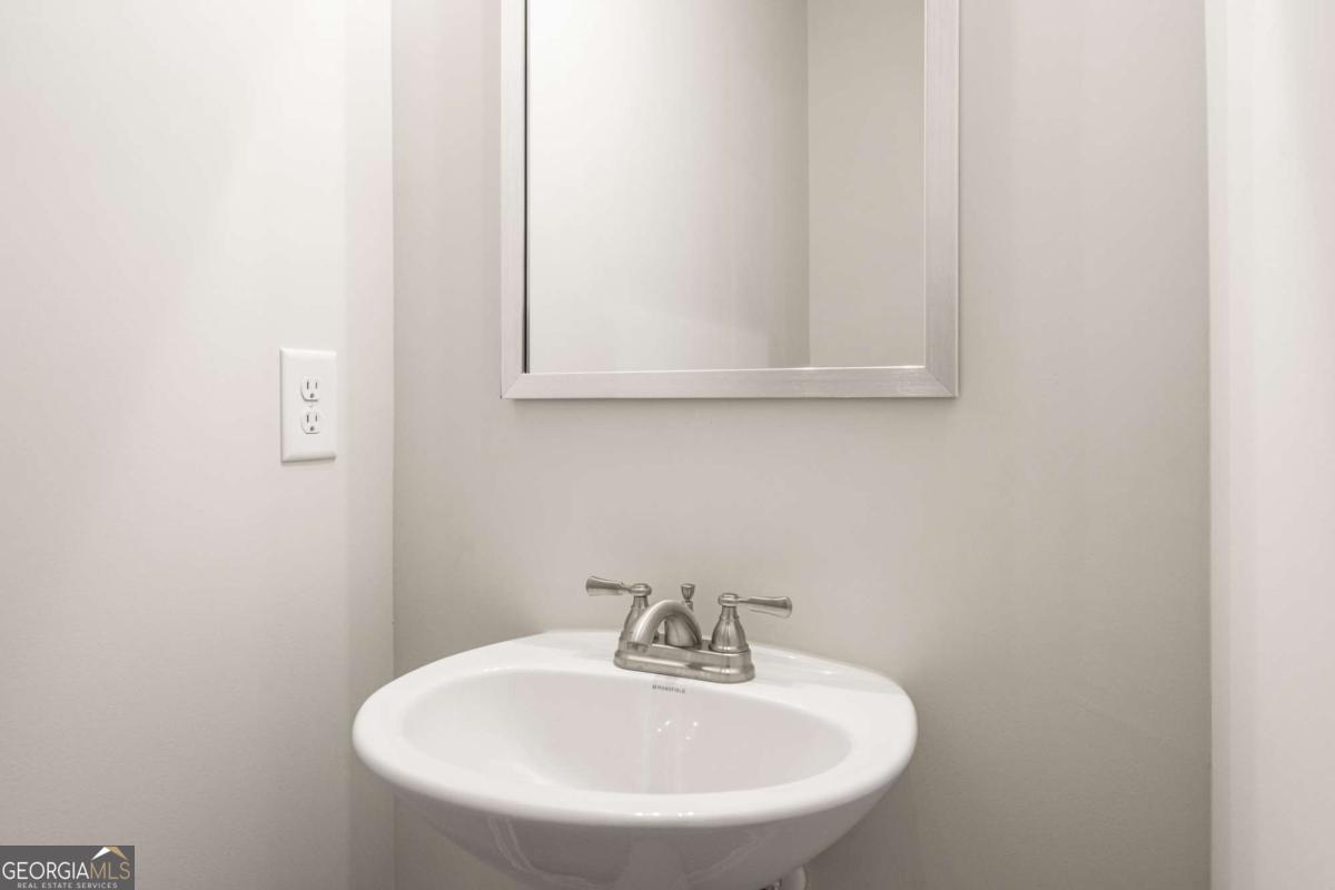 5577 Keswick Drive Property Photo 14
