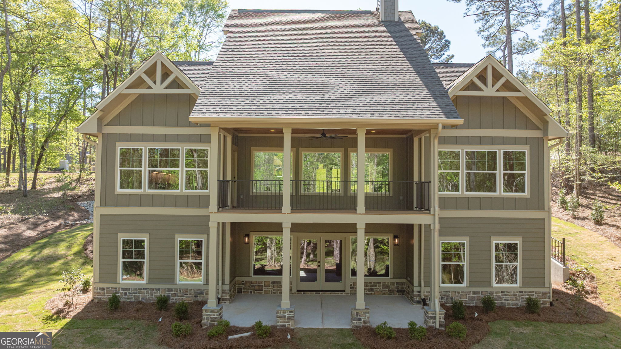 1031 Shadow Creek Way Property Photo 2