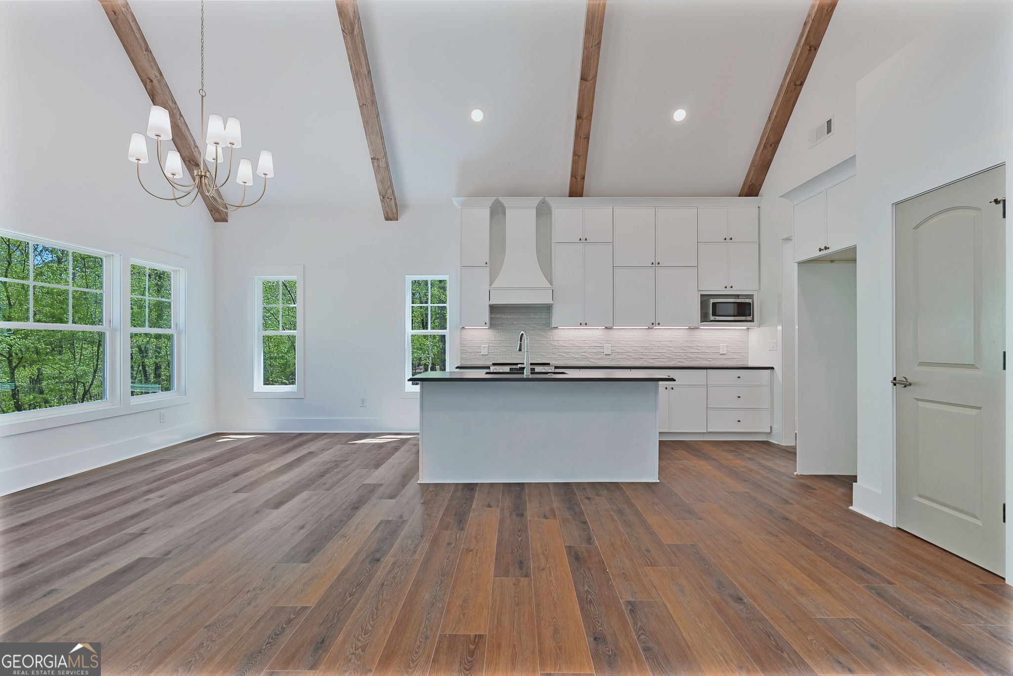 1031 Shadow Creek Way Property Photo 16