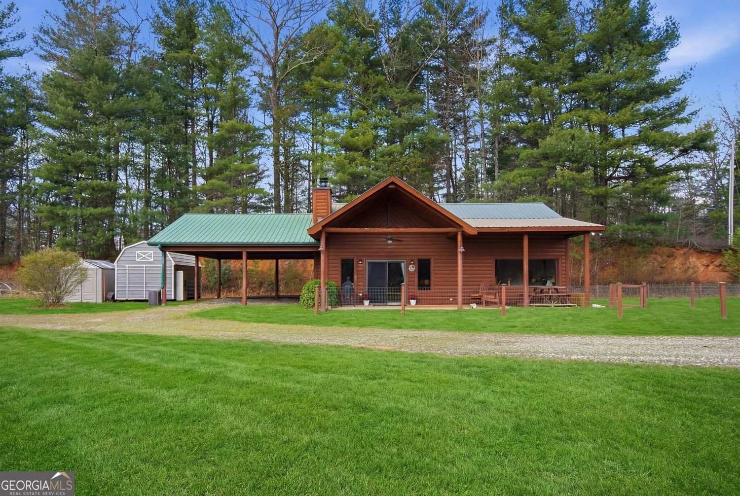 12877 Appalachian Highway Property Photo 2