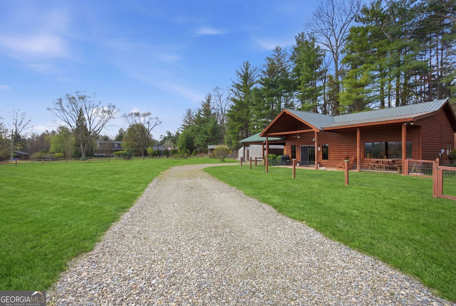 12877 Appalachian Highway Property Photo 4