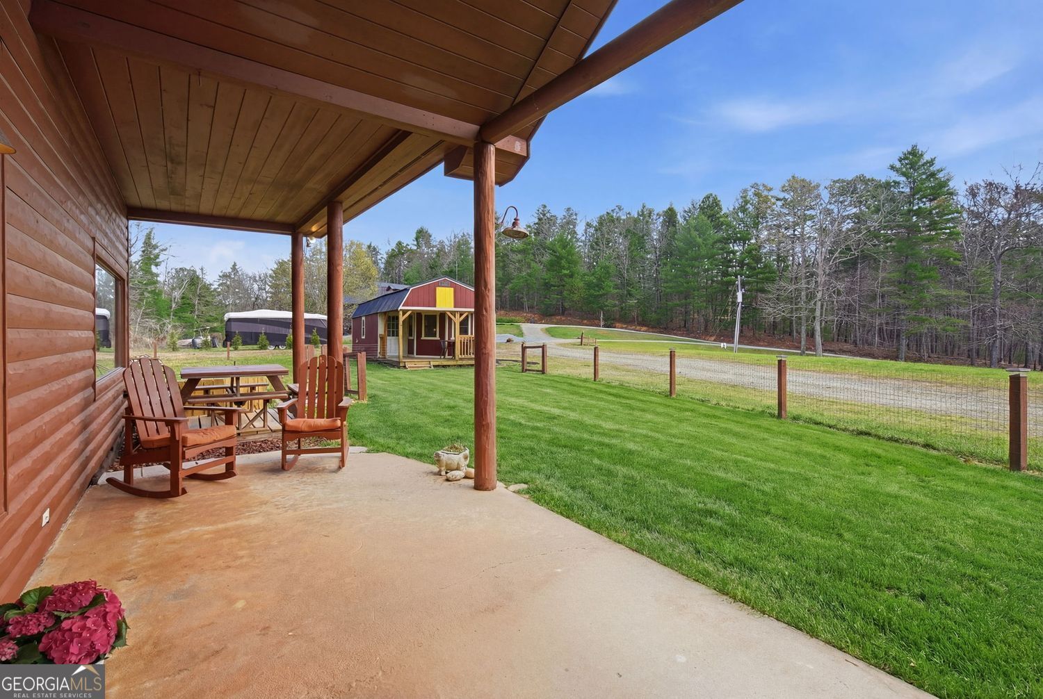 12877 Appalachian Highway Property Photo 8