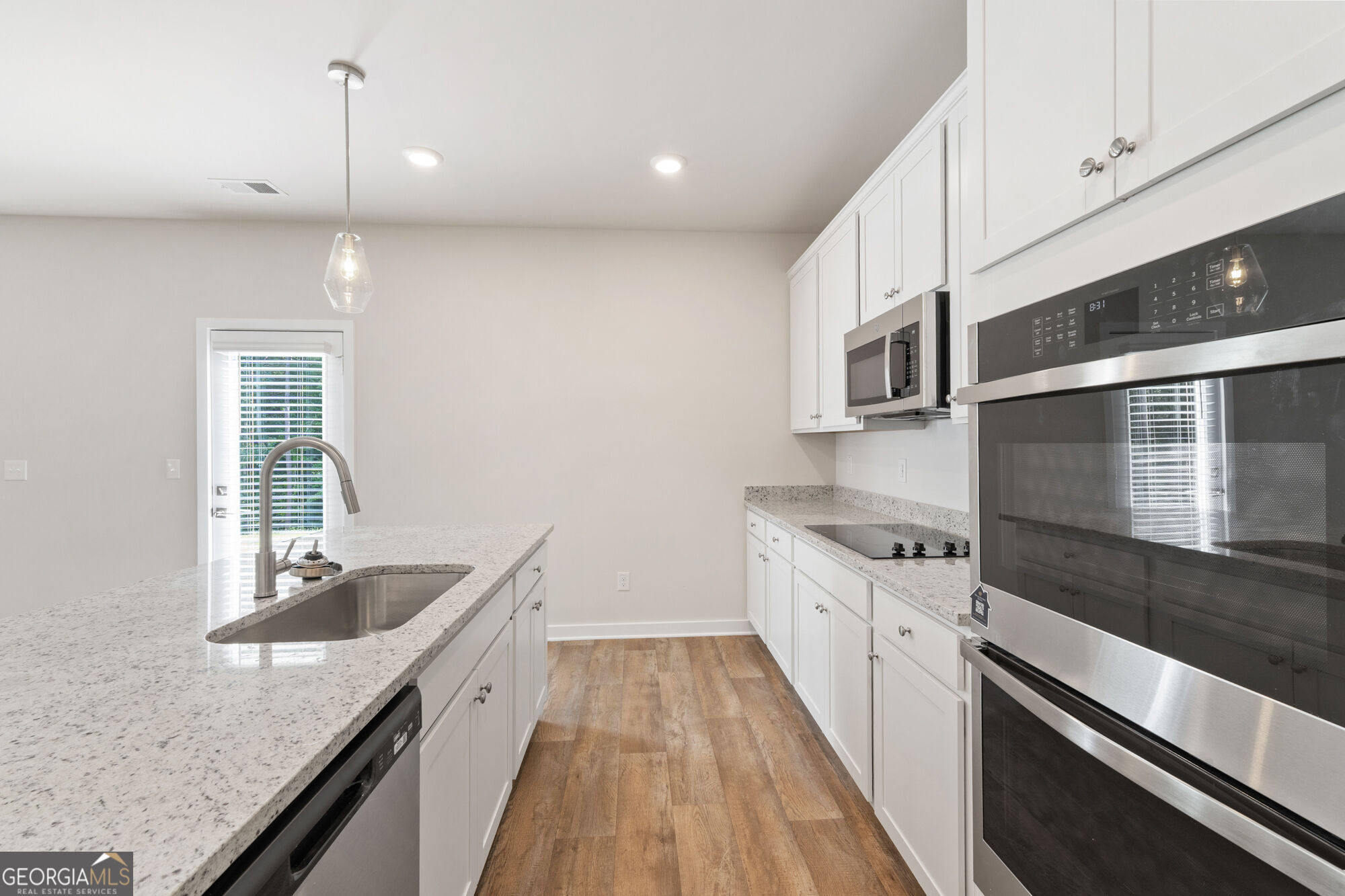 342 Jarrett Street Property Photo 4