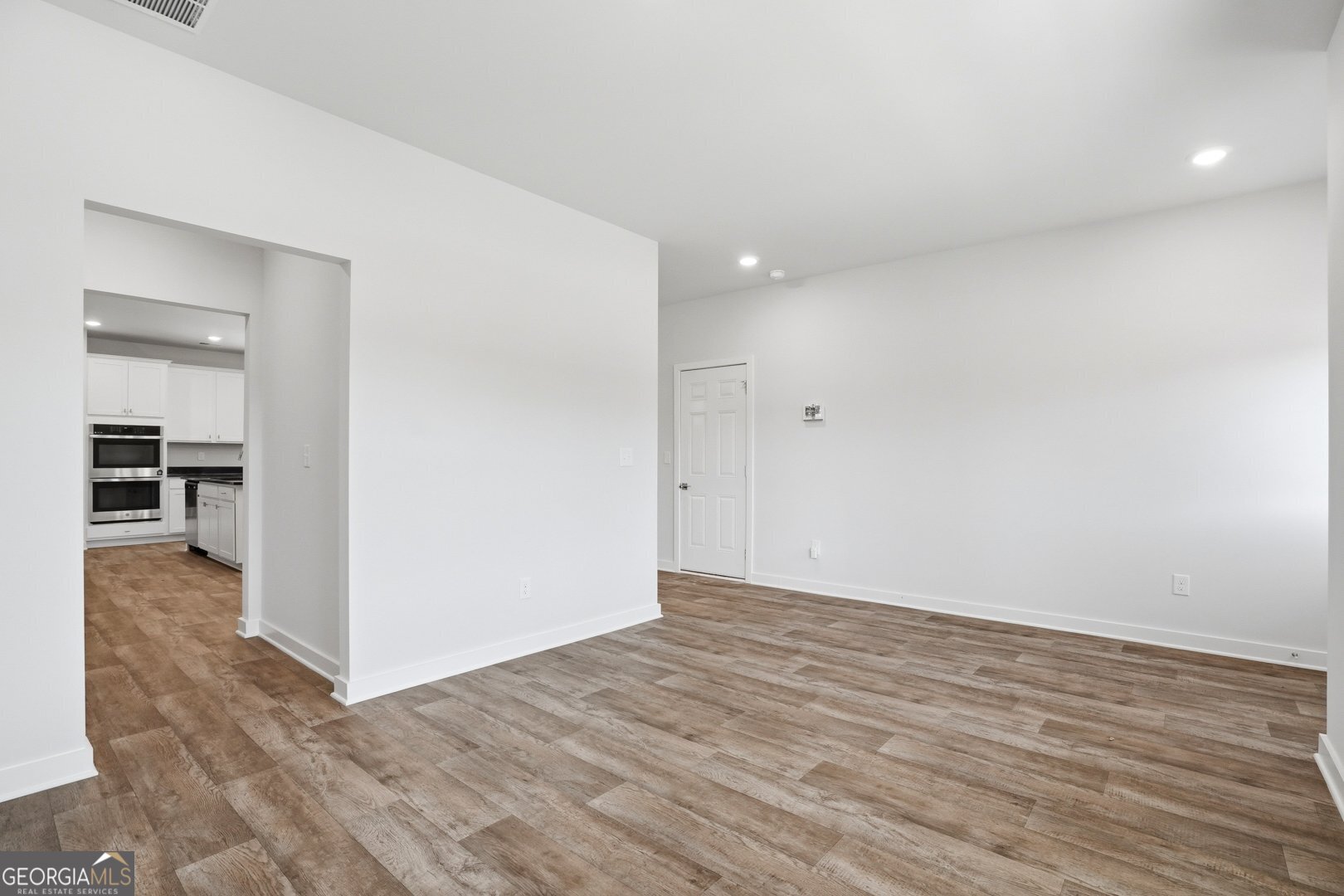 344 Jarrett Street Property Photo 5