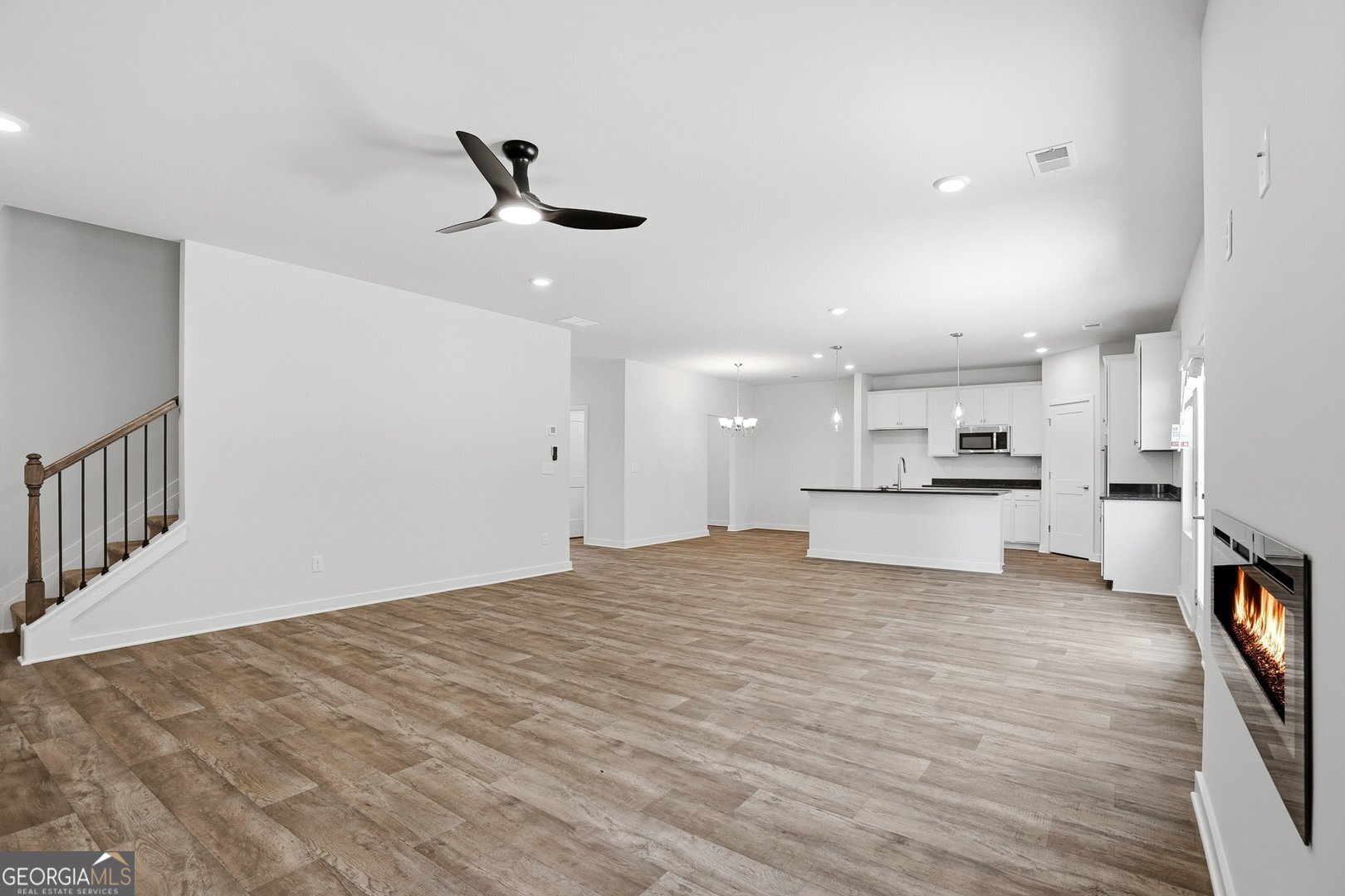 344 Jarrett Street Property Photo 10