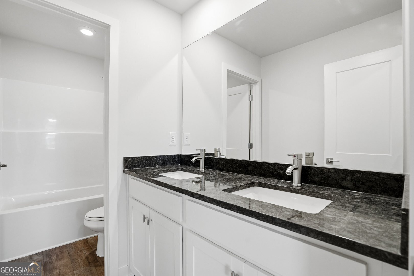 344 Jarrett Street Property Photo 26