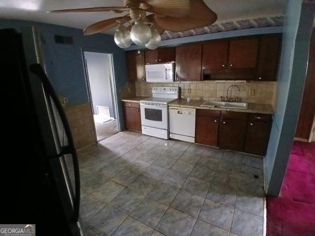 2107 Burnside Drive Property Photo 11