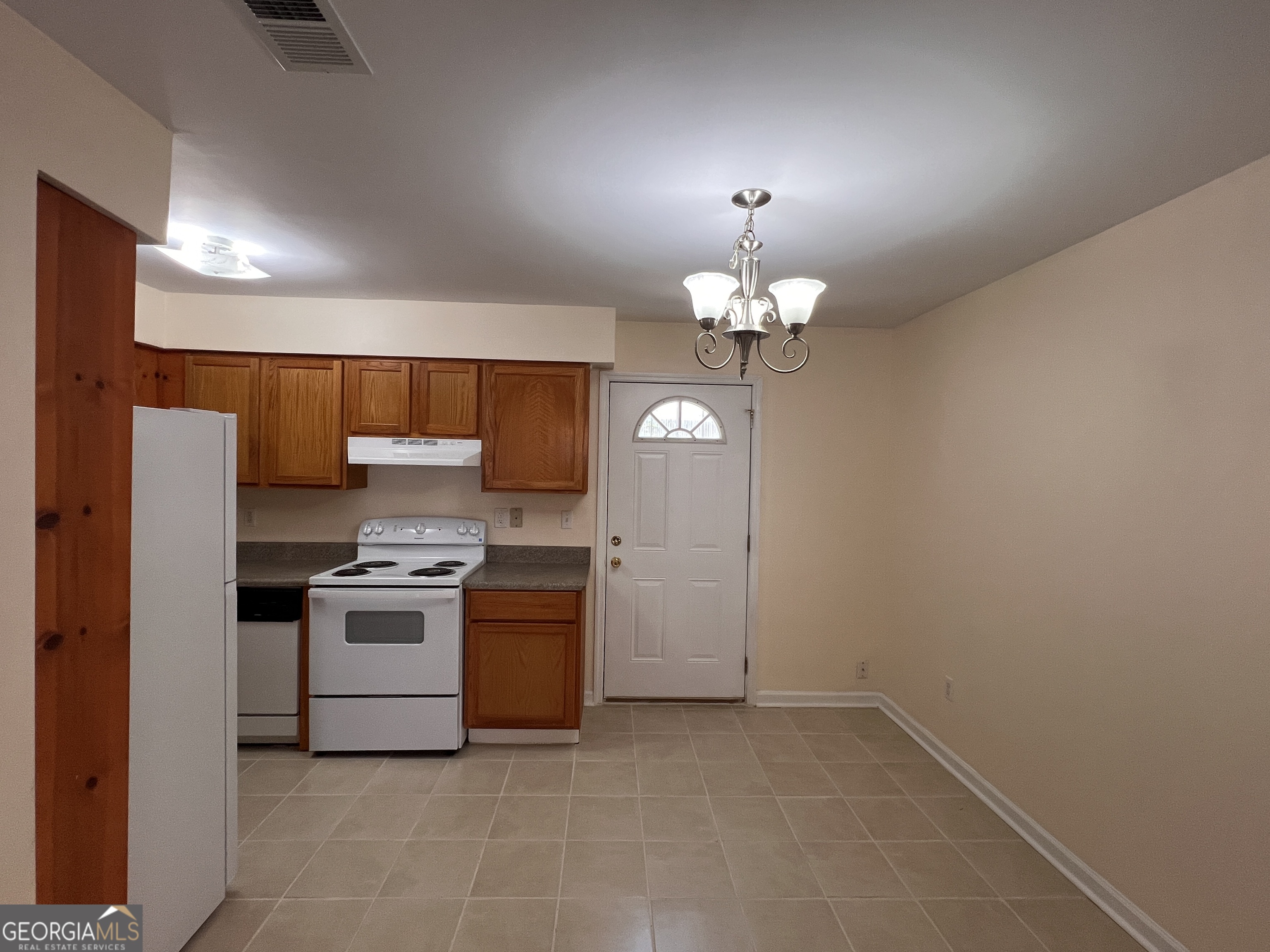2674 Evans Mill Drive Property Photo 6