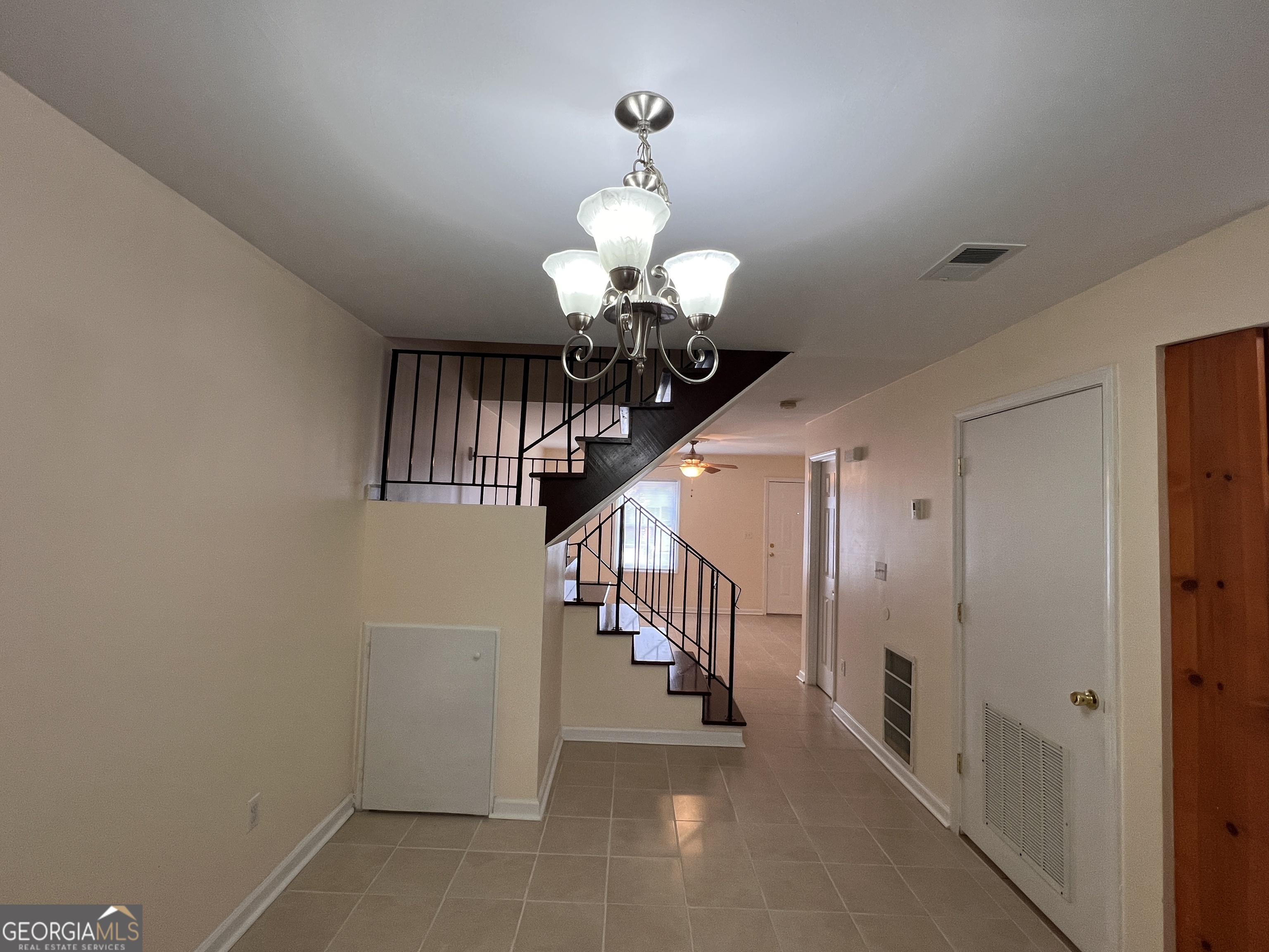 2674 Evans Mill Drive Property Photo 9