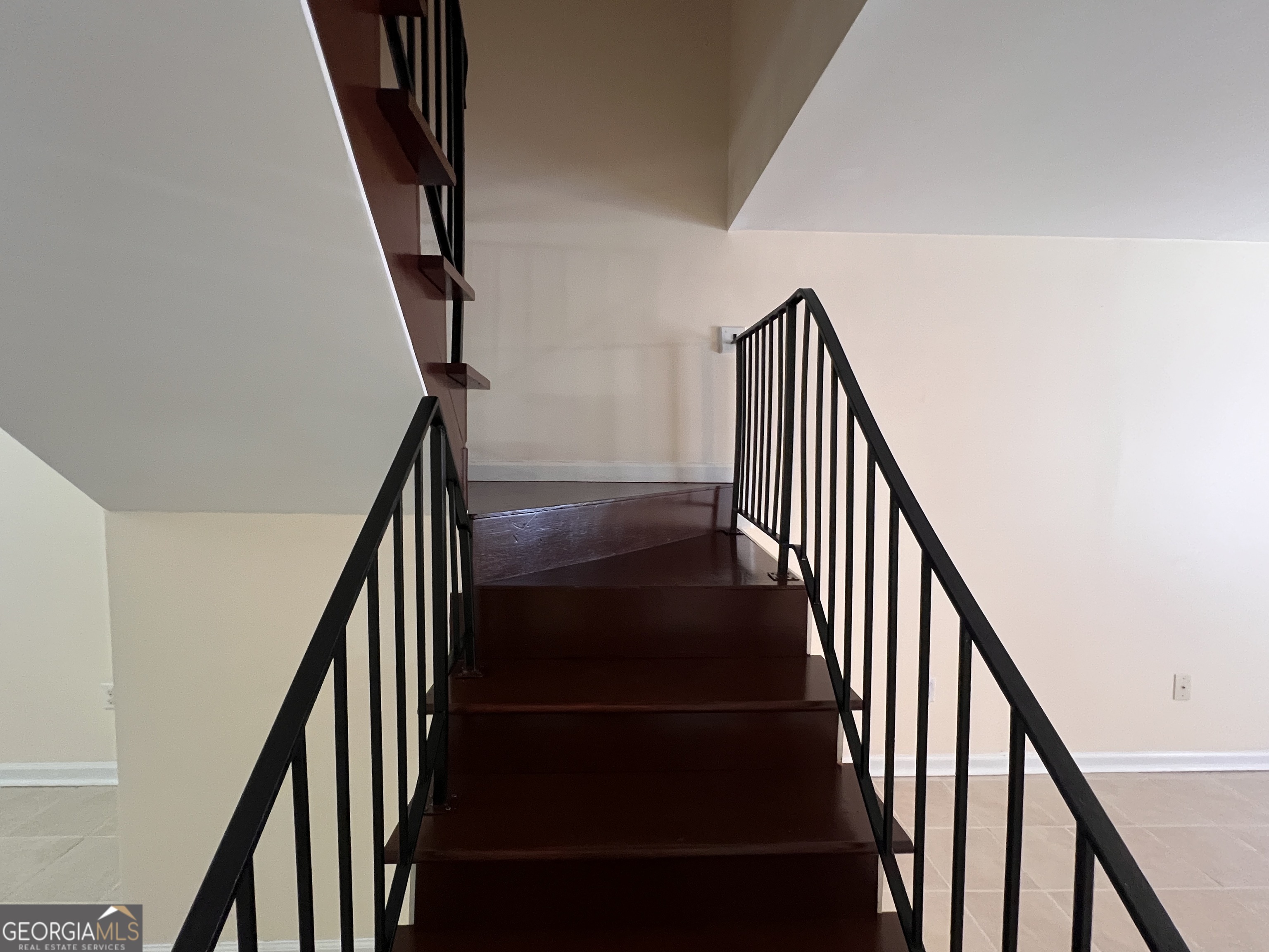 2674 Evans Mill Drive Property Photo 10