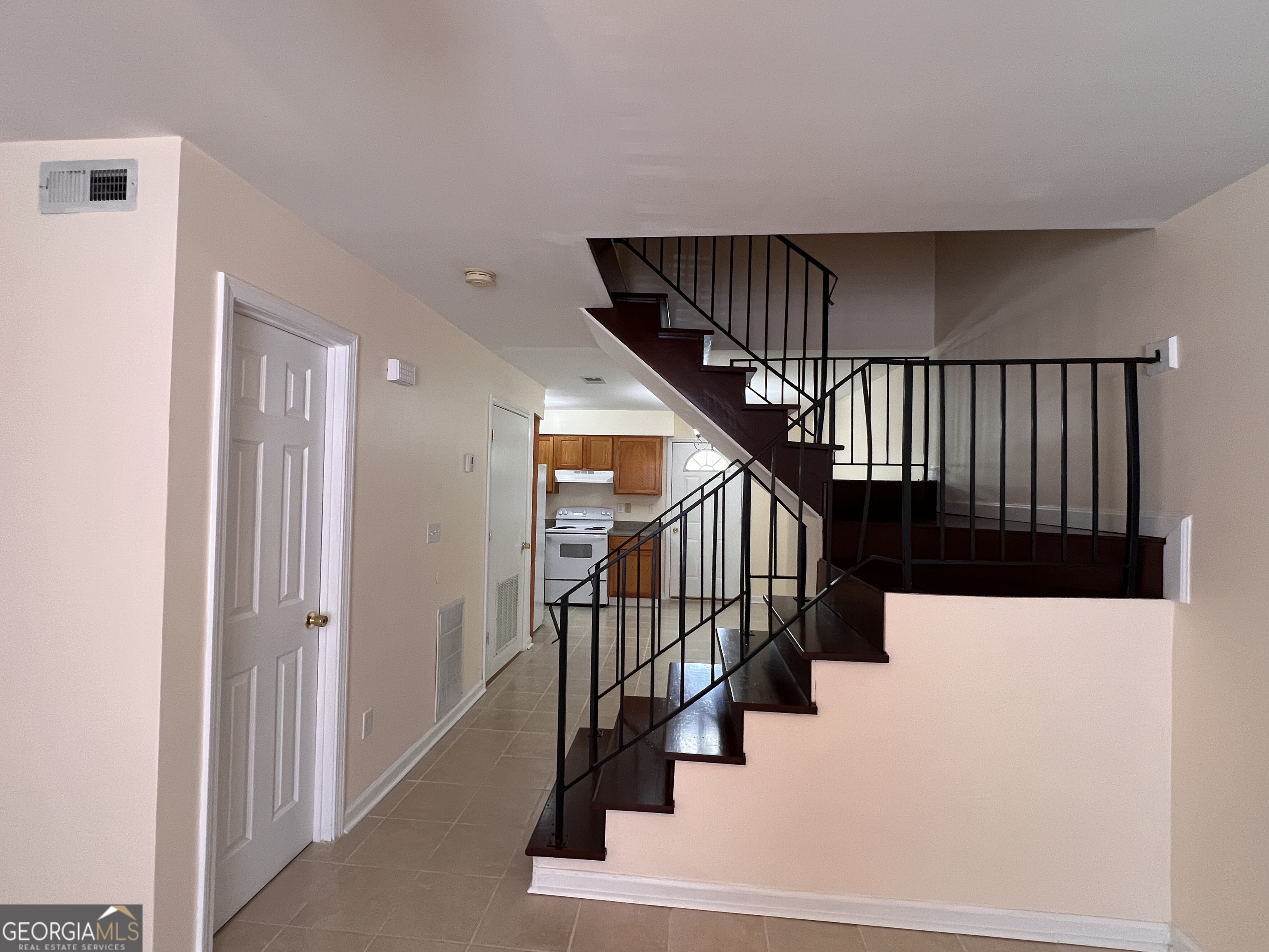2674 Evans Mill Drive Property Photo 11