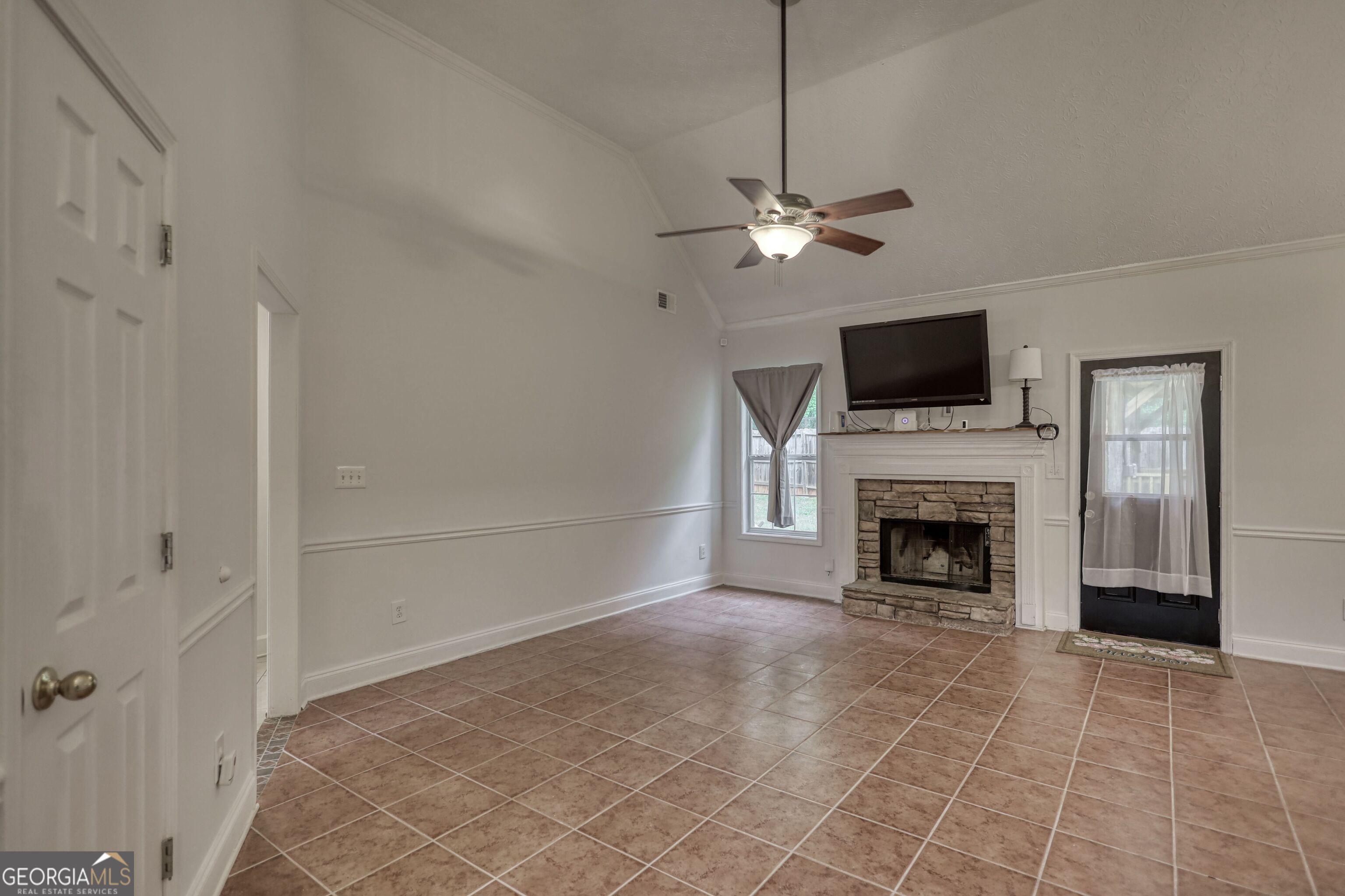 115 Huntington Street Property Photo 8