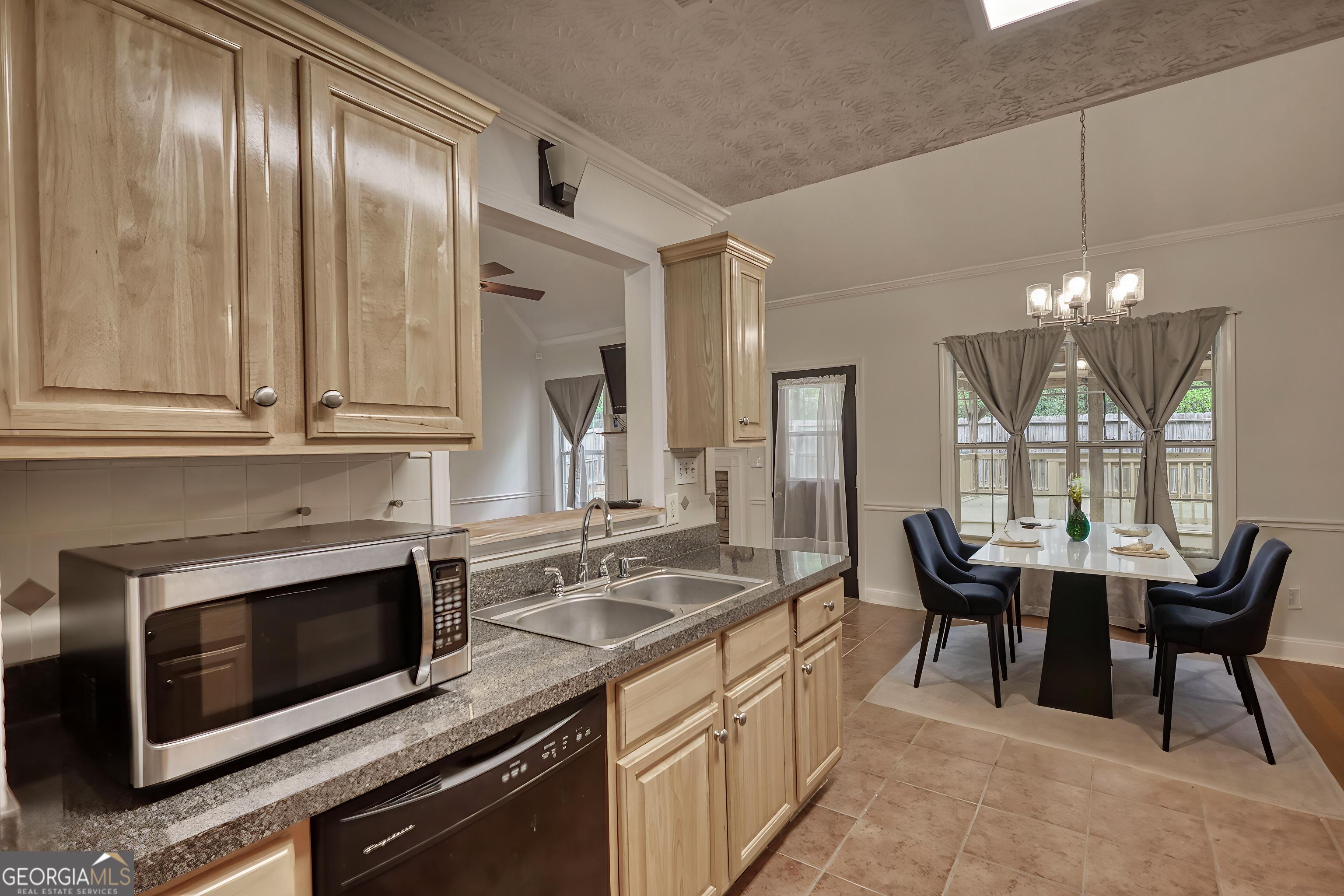 115 Huntington Street Property Photo 14