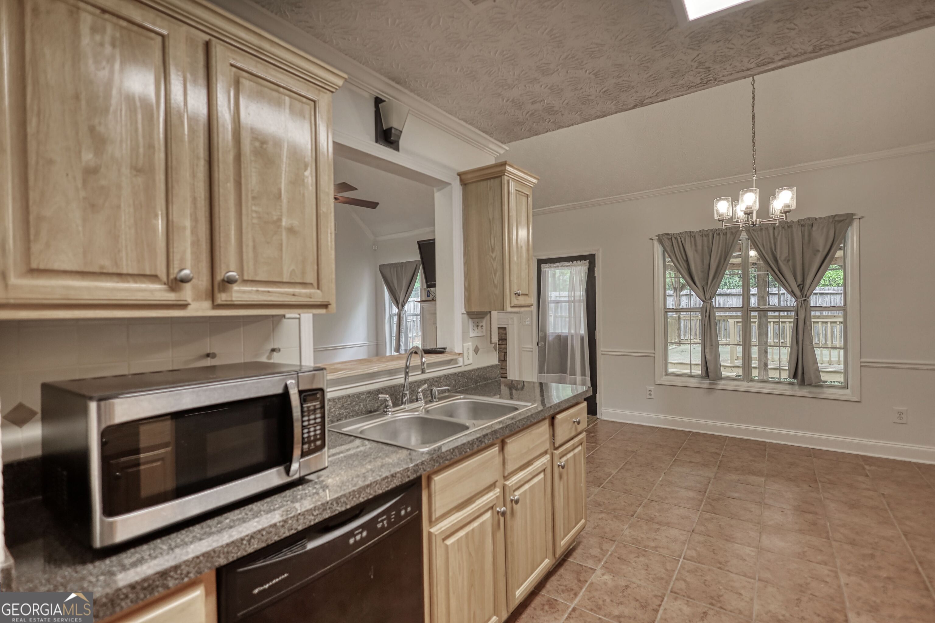 115 Huntington Street Property Photo 15