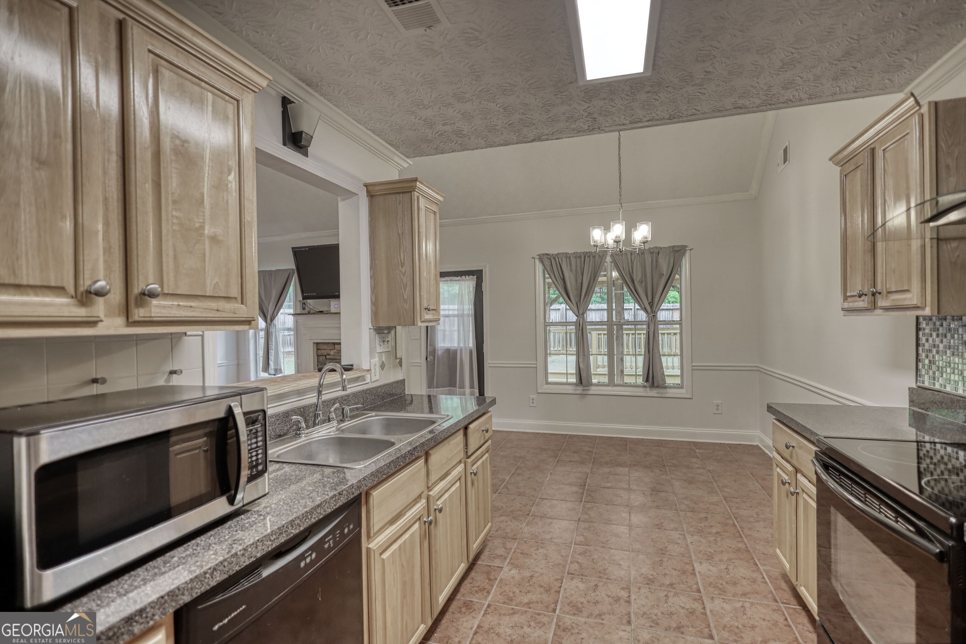 115 Huntington Street Property Photo 18