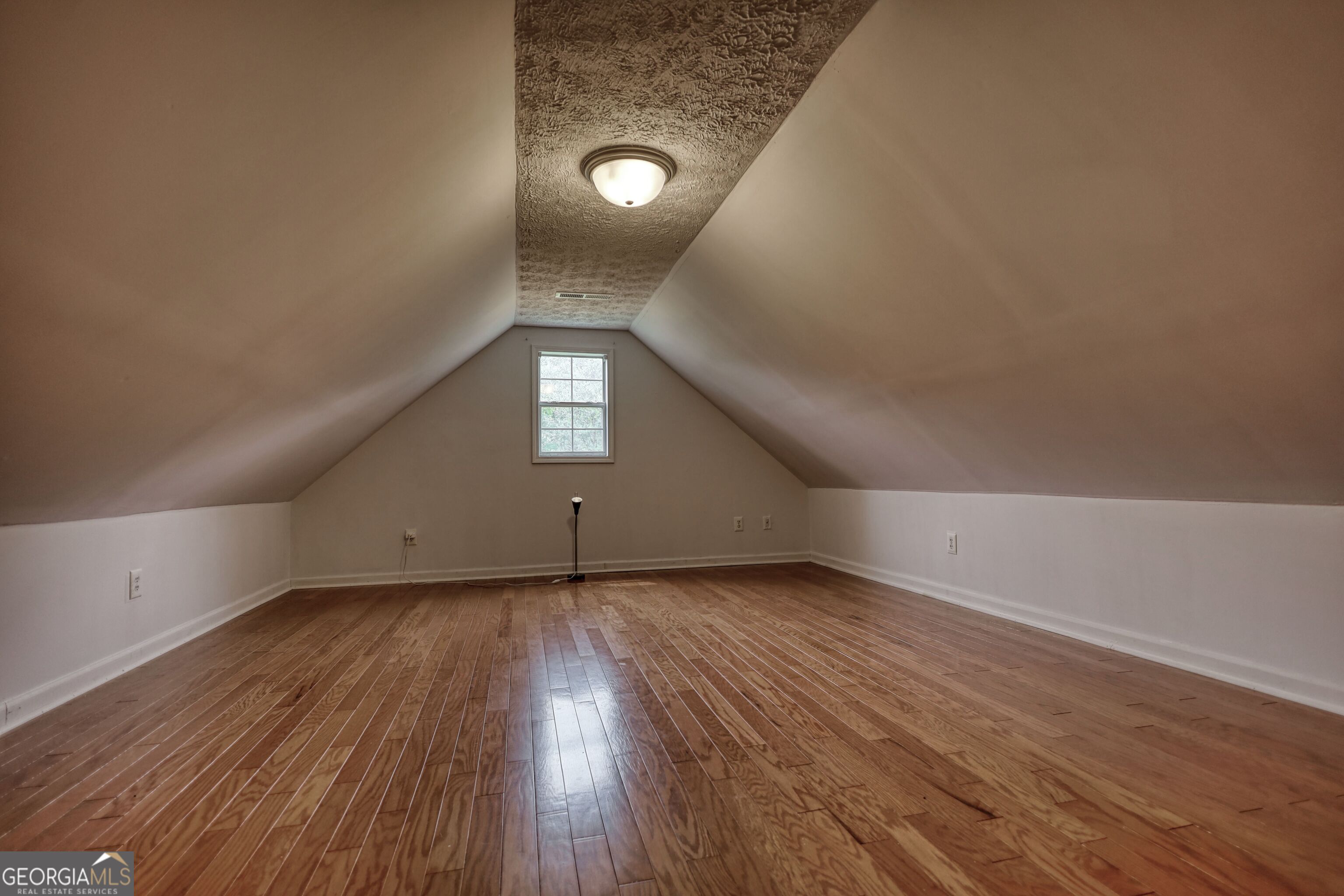 115 Huntington Street Property Photo 52