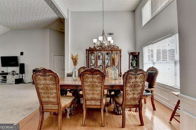2290 Taylor Pointe Way Property Photo 10