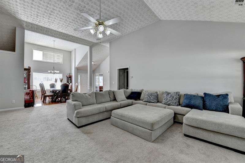 2290 Taylor Pointe Way Property Photo 20