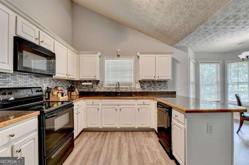 2290 Taylor Pointe Way Property Photo 22
